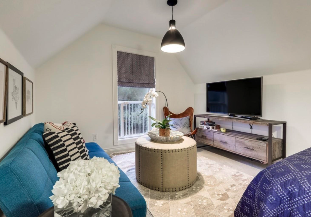 Hideaway Manor - Image 35